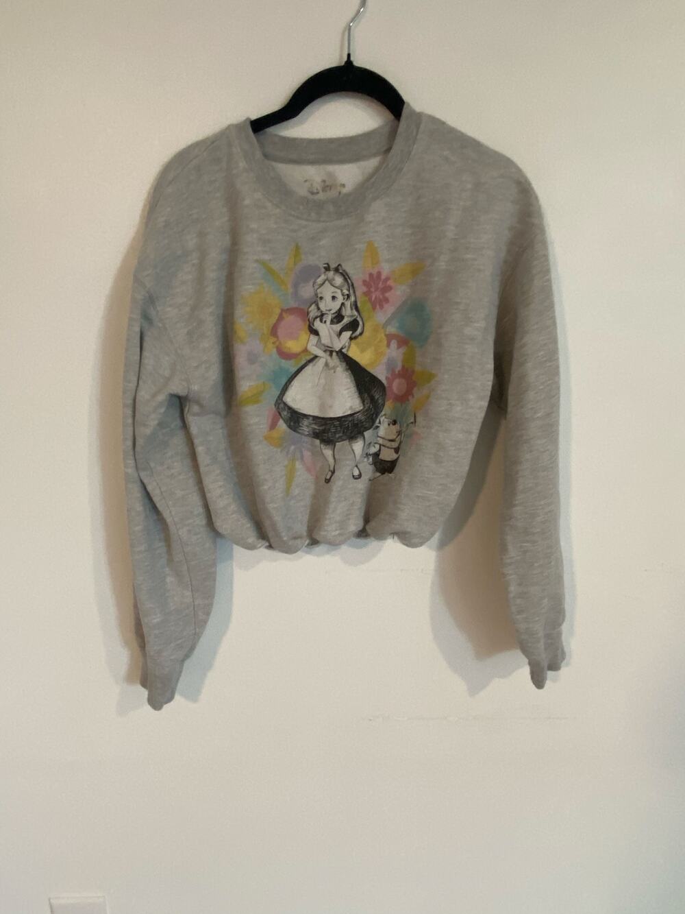Disney Alice In Wonderland Rabbit Gray Sweatshirt Crewneck Crop Womens M SWEATER